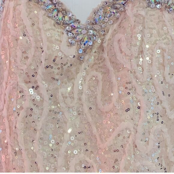 FAVIANA NWT gorgeous sequence maxi gown PROM / COCKTAIL Final Discount - Picture 4 of 8